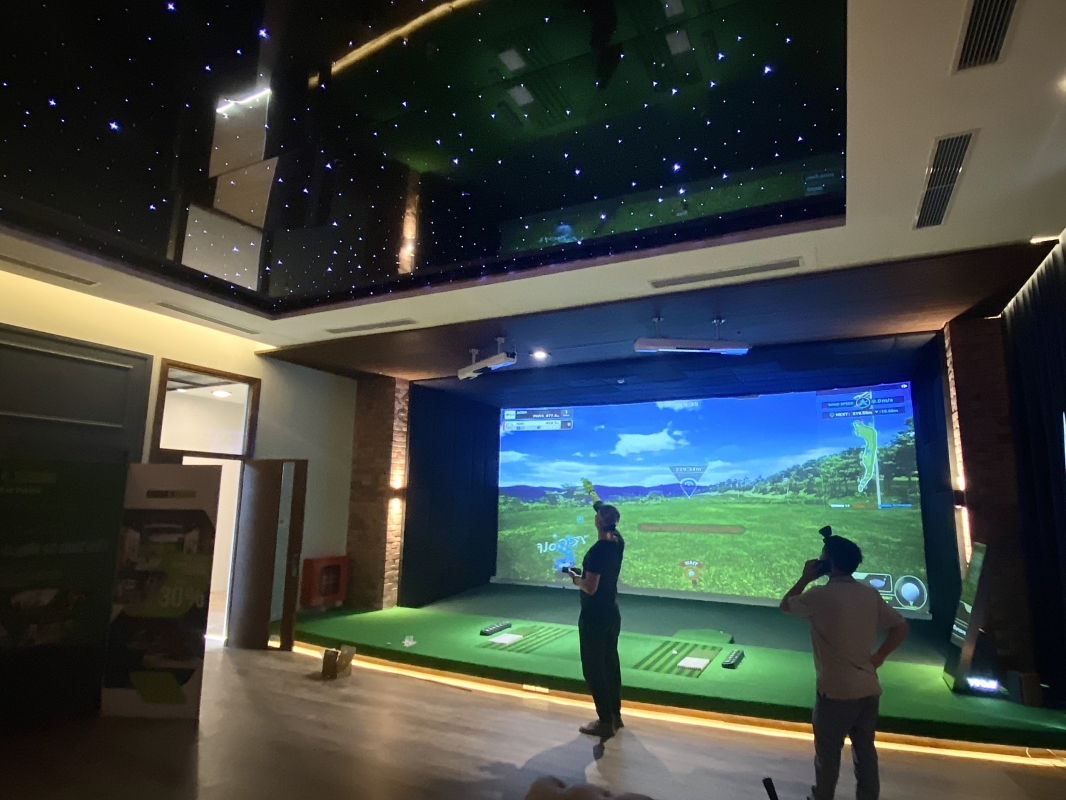 Golf 1 Studio 